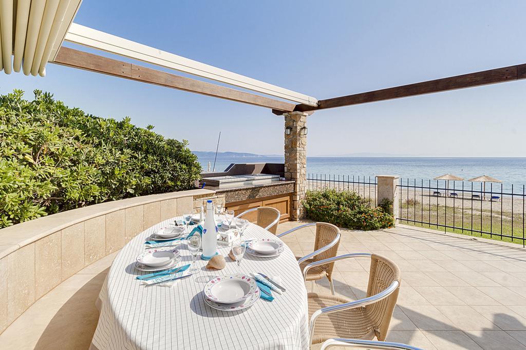 Villa Nefeli - Akti Salonikiou A Agios Nikolaos  Buitenkant foto