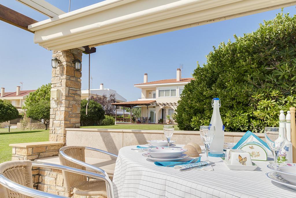 Villa Nefeli - Akti Salonikiou A Agios Nikolaos  Buitenkant foto